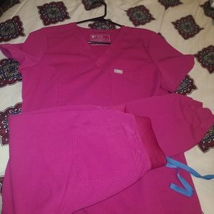 Womens scrubs